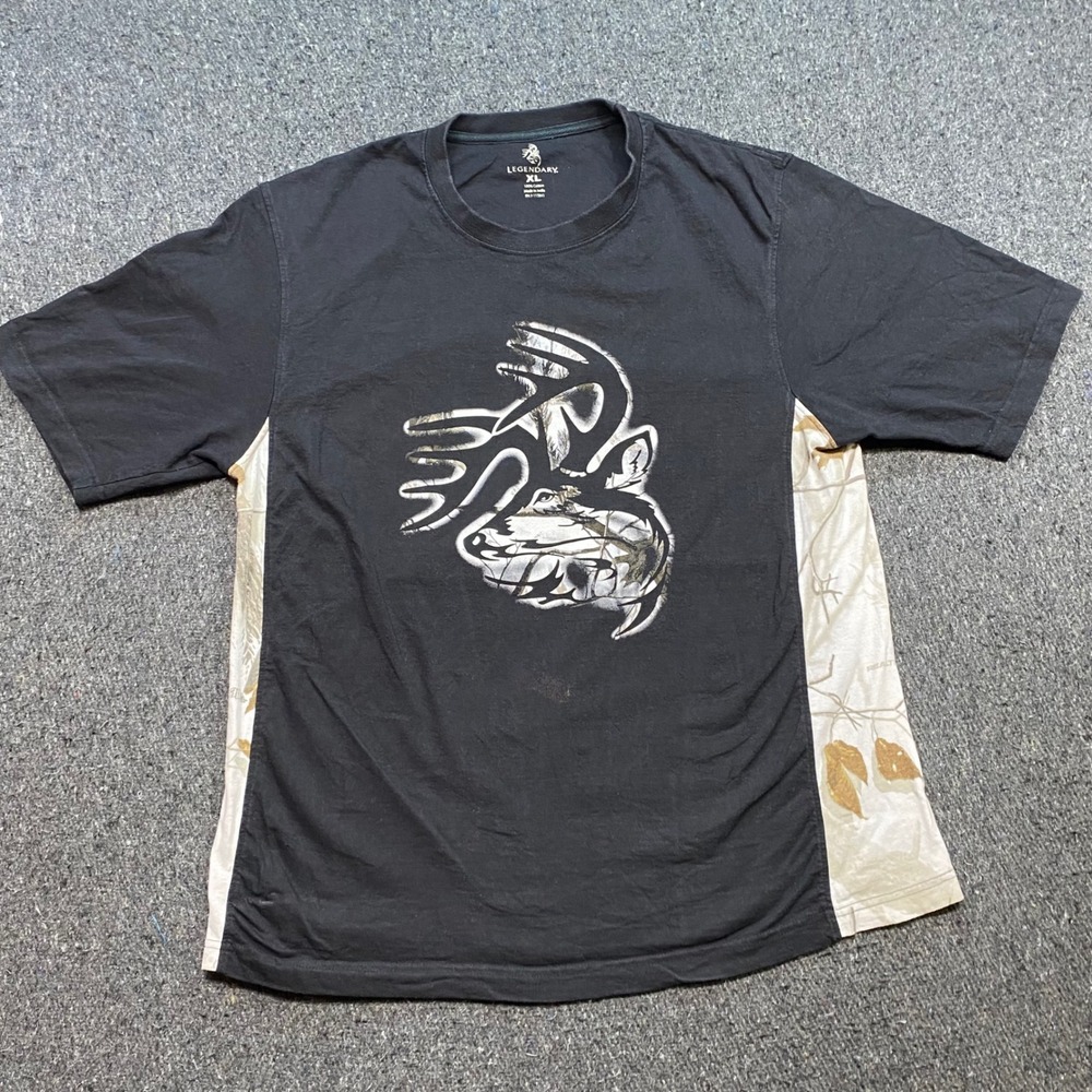 Legendary Whitetails Buck Graphic TShirt Sz XL Mens Black Camo Panels Outdoors